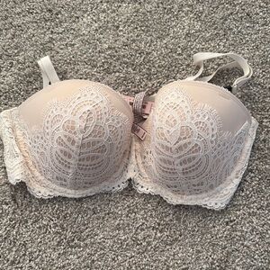 Victoria’s Secret multi way dream angels strapless beige nude bra white lace 36D